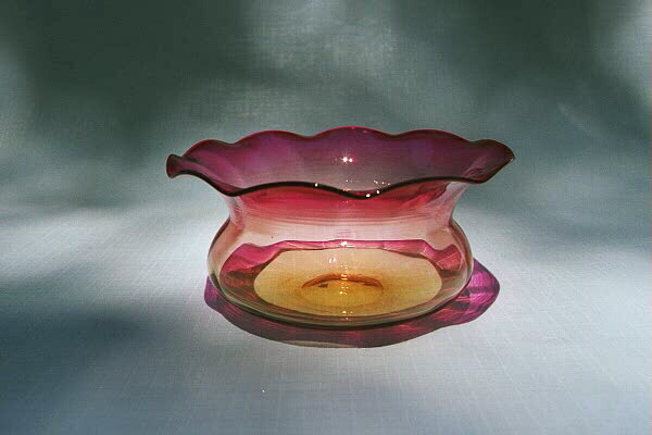 Amberina bowl
